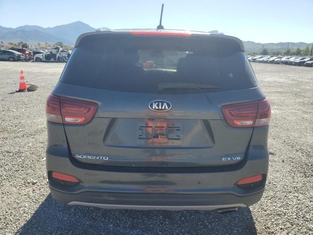 Фото 6 - KIA SORENTO