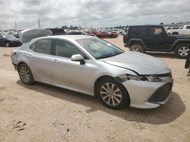 Фото 4 - TOYOTA CAMRY