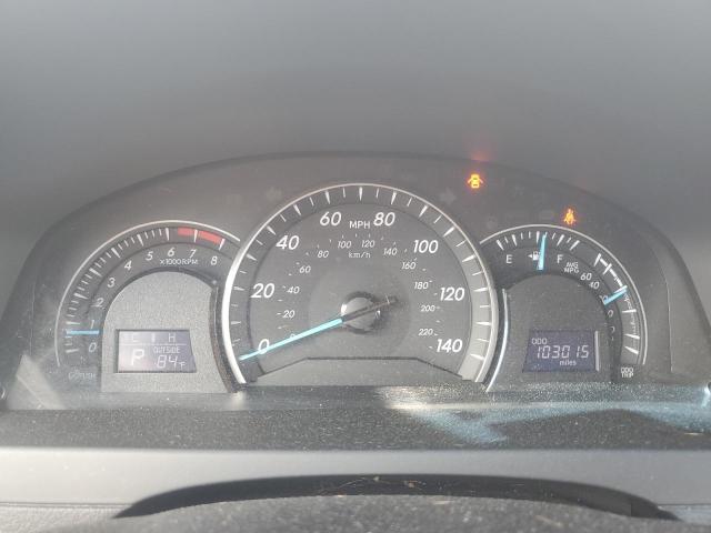 Фото 9 - TOYOTA CAMRY