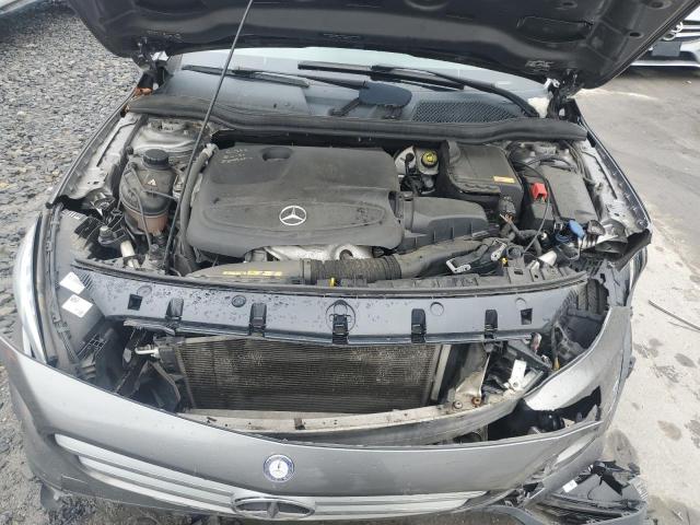 Фото 12 - MERCEDES-BENZ GLA-CLASS