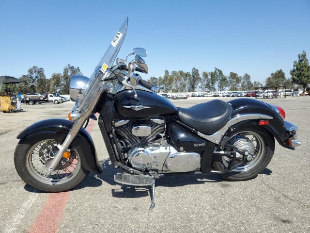 SUZUKI CYC VL/VLR 2013