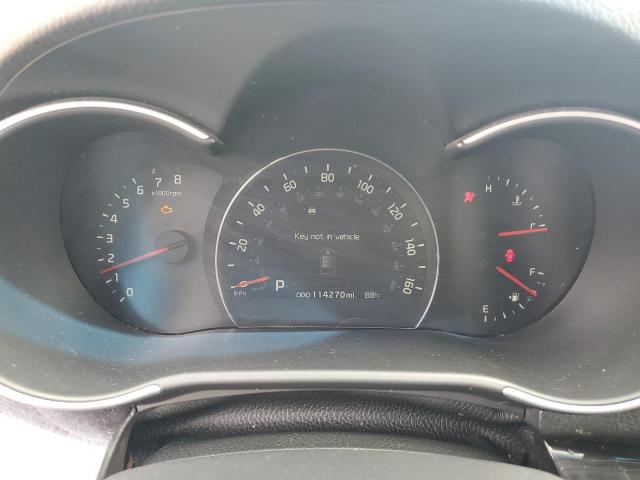 Фото 9 - KIA SORENTO