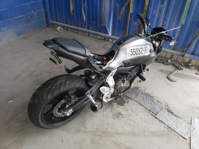 YAMAHA FZ-07/09 2015