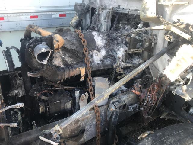 Фото 7 - VOLVO VN