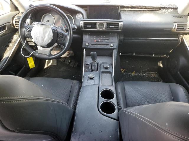 Фото 8 - LEXUS IS