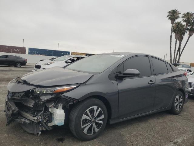 Фото 1 - TOYOTA PRIUS