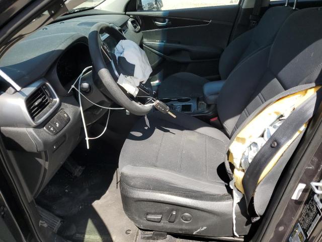 Фото 7 - KIA SORENTO