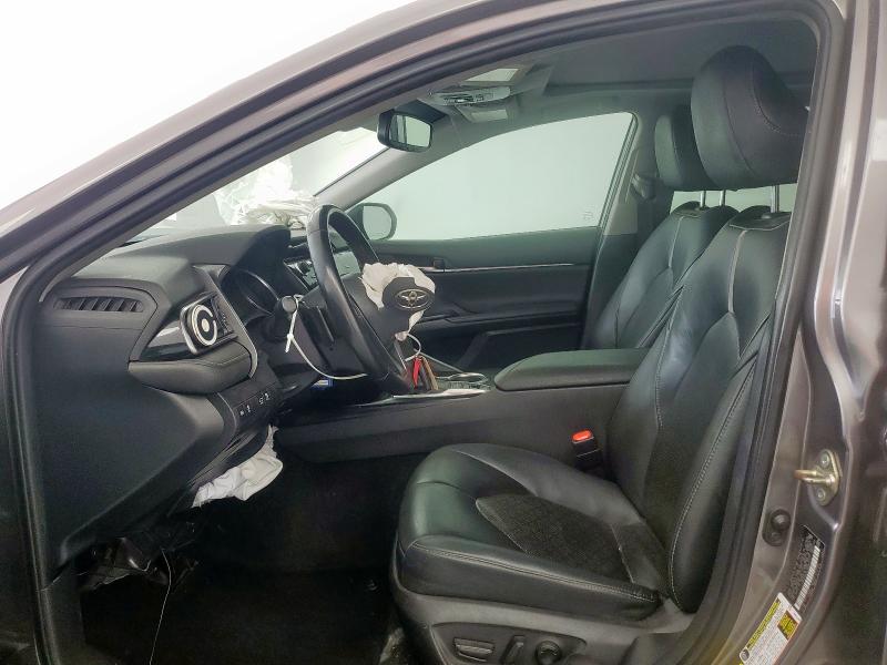 Фото 7 - TOYOTA CAMRY