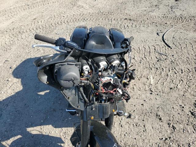 HARLEY-DAVIDSON FL 2012