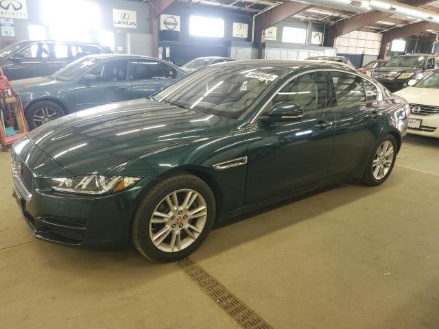 Фото 1 - JAGUAR XE