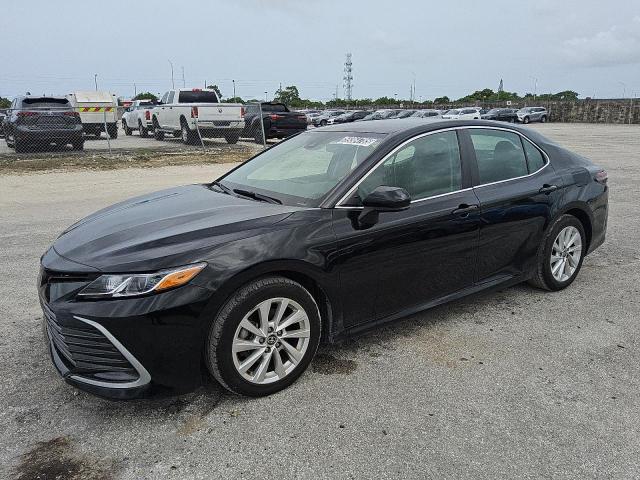 Фото 1 - TOYOTA CAMRY