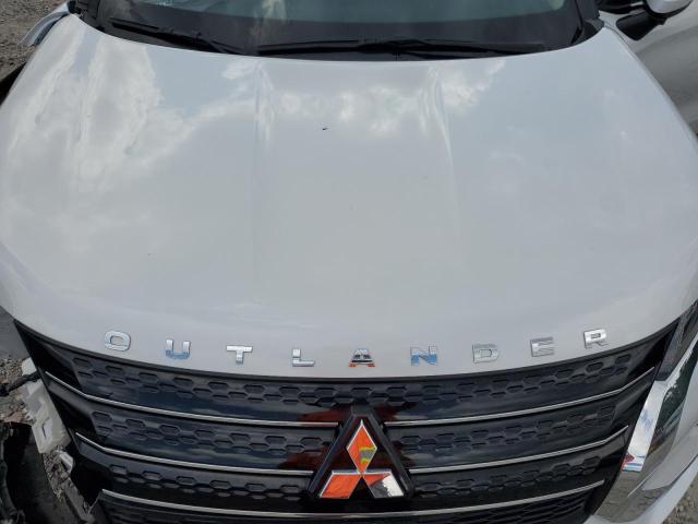 Фото 12 - MITSUBISHI OUTLANDER