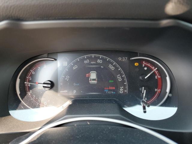 Фото 9 - TOYOTA RAV4