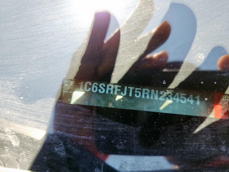 Фото 12 - RAM 1500