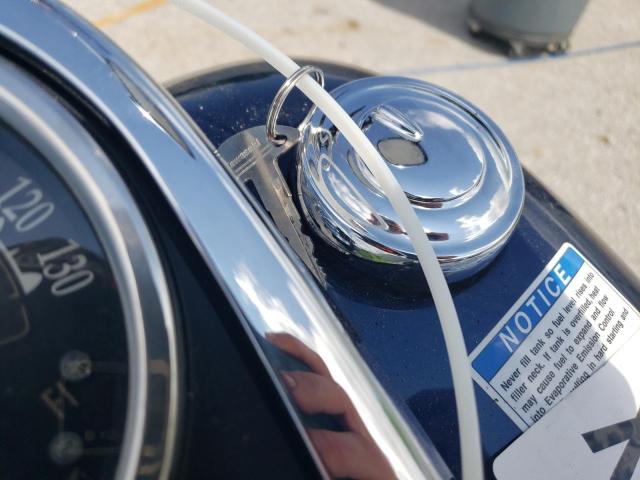 KAWASAKI VULCAN 900 2025