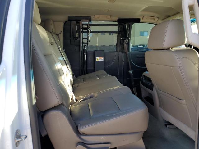 Фото 11 - GMC YUKON