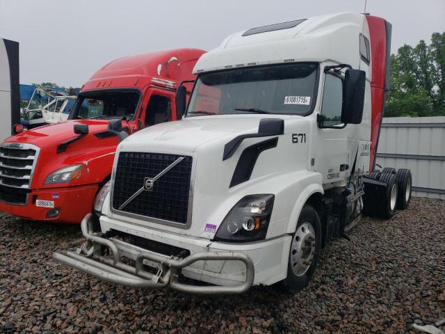 VOLVO VN 2018 VIN 4V4NC9EH3JN884671