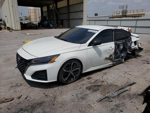 Фото 1 - NISSAN ALTIMA