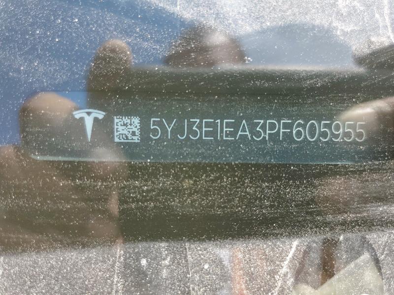 Фото 12 - TESLA MODEL 3