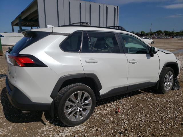 Фото 3 - TOYOTA RAV4