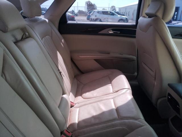 Фото 10 - LINCOLN MKZ