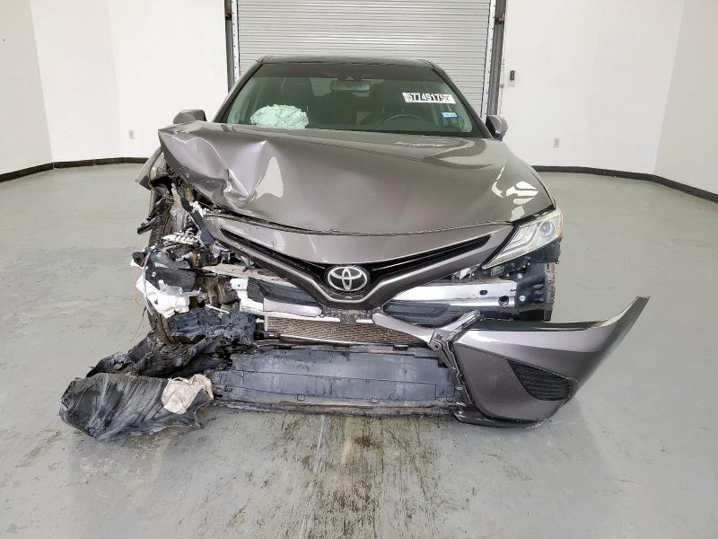 Фото 5 - TOYOTA CAMRY