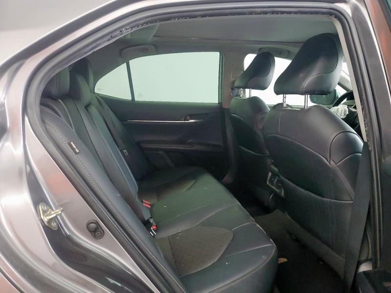 Фото 10 - TOYOTA CAMRY