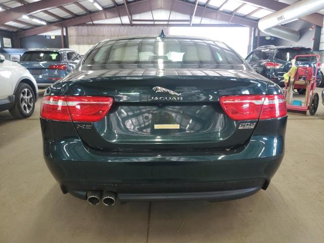 Фото 6 - JAGUAR XE