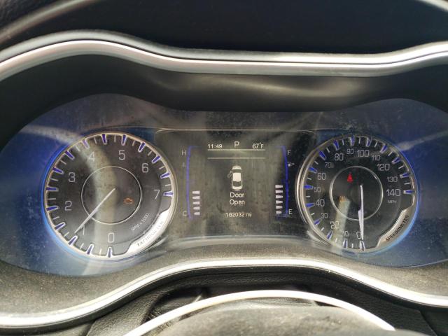 Фото 9 - CHRYSLER 200