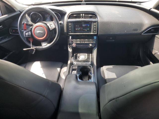 Фото 8 - JAGUAR XE