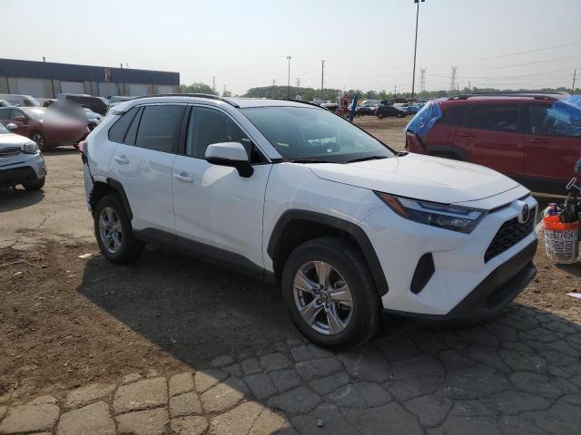 Фото 4 - TOYOTA RAV4