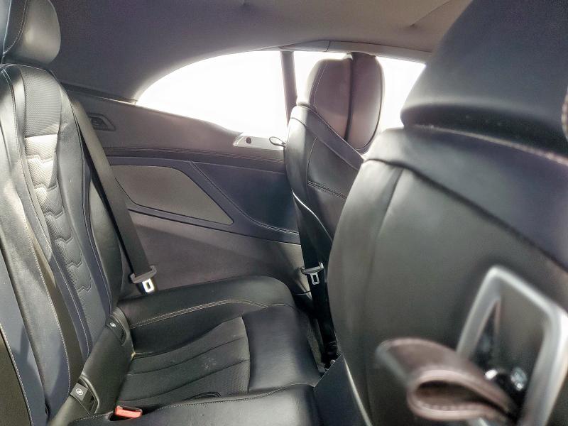 Фото 10 - BMW M8