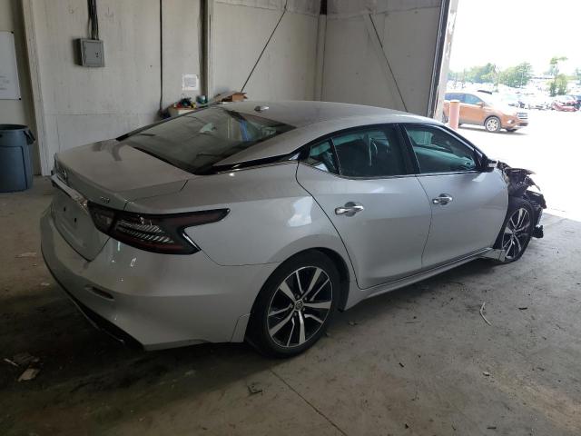 Фото 3 - NISSAN MAXIMA