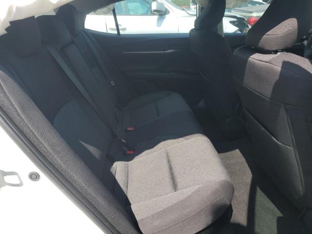 Фото 10 - TOYOTA CAMRY