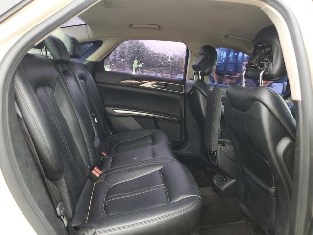 Фото 10 - LINCOLN MKZ