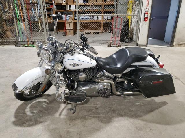 HARLEY-DAVIDSON FL 2013