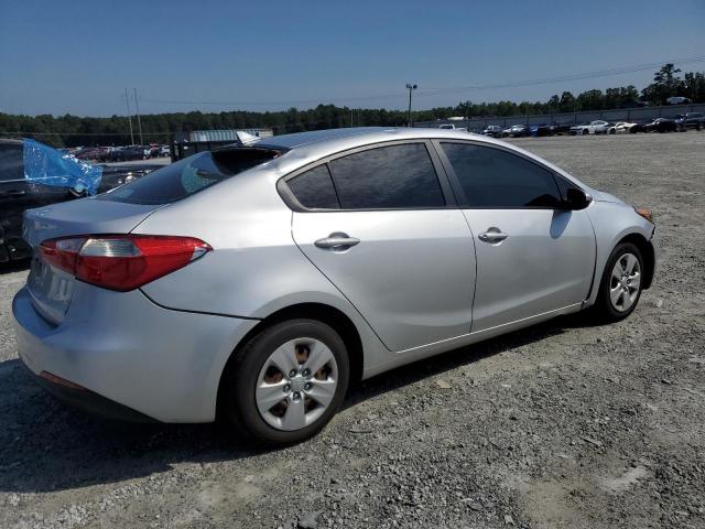 Фото 3 - KIA FORTE