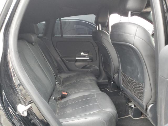 Фото 11 - MERCEDES-BENZ GLA-CLASS