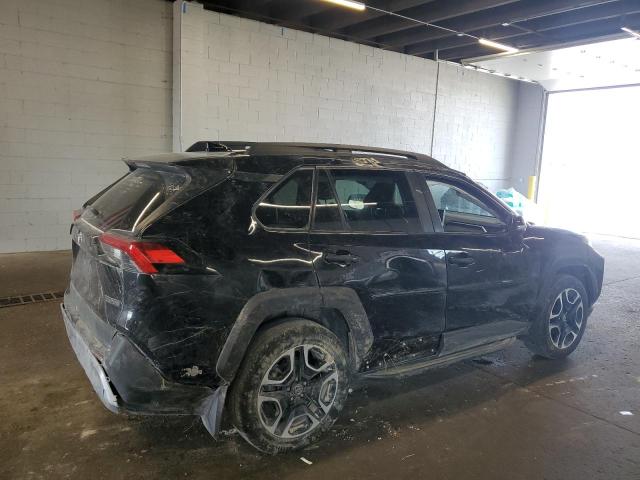 Фото 3 - TOYOTA RAV4