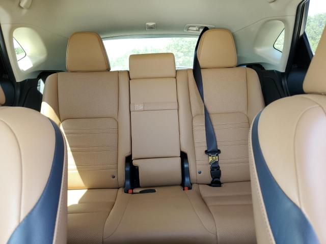 Фото 10 - LEXUS NX