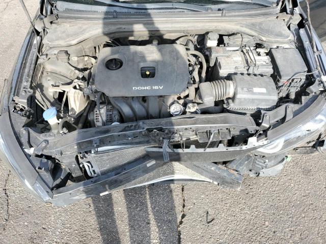 Фото 11 - HYUNDAI ELANTRA