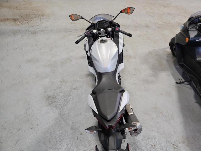 KAWASAKI NINJA 500 2024