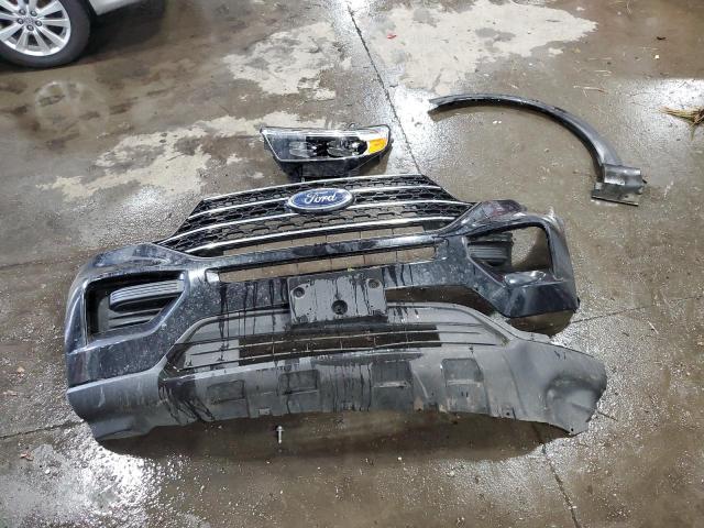 Фото 13 - FORD EXPLORER