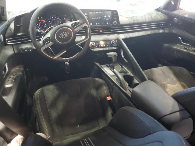 Фото 8 - HYUNDAI ELANTRA