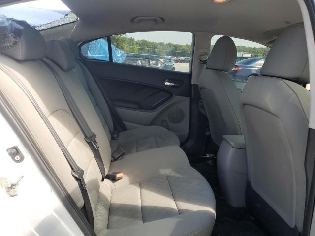 Фото 10 - KIA FORTE