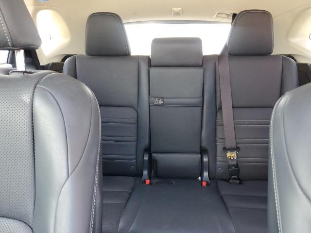 Фото 10 - LEXUS NX