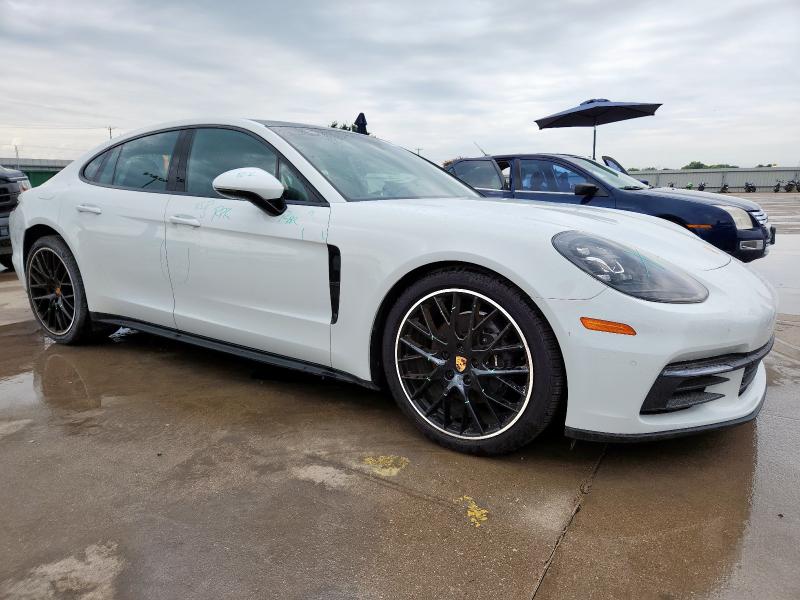 Фото 4 - PORSCHE PANAMERA