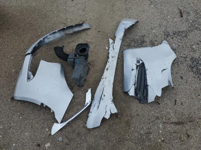 Фото 12 - CHRYSLER 200