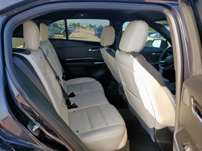 Фото 11 - CADILLAC XT4