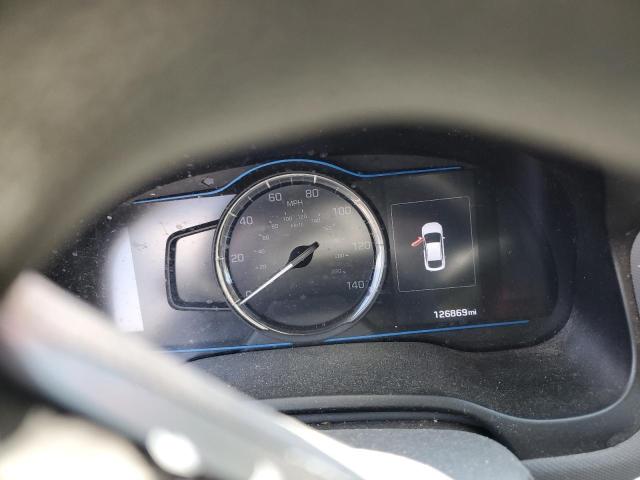 Фото 9 - HYUNDAI IONIQ